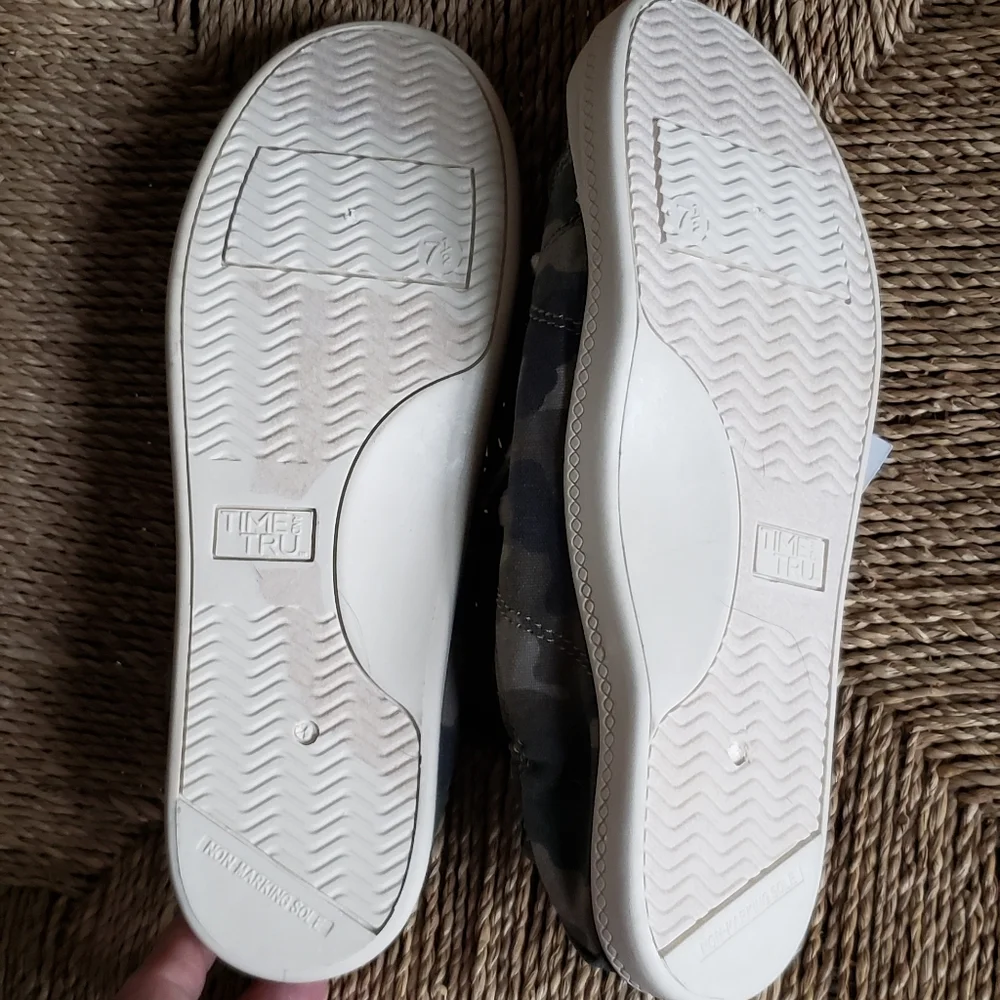 NWT Sneakers - Picture 4 of 7